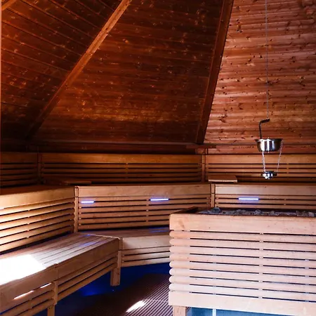 Des Nordens Wellness & 4* Krusa