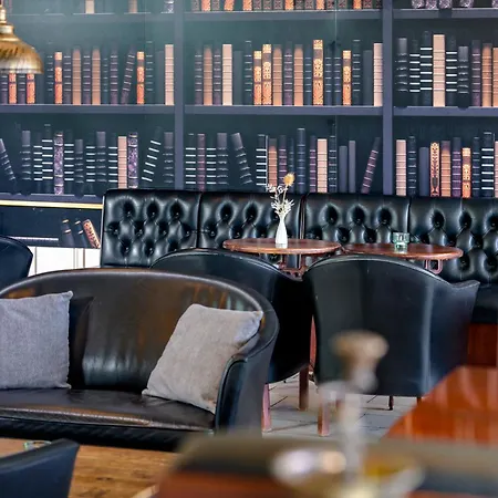 Des Nordens Flensburg Wellness & 4* Kruså