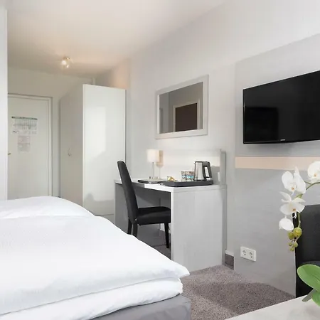 Des Nordens Flensburg Wellness & 4* Krusa