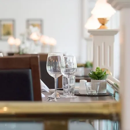 Des Nordens Wellness & 4*