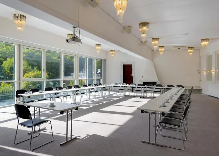 Des Nordens Flensburg Wellness & 4* Kruså